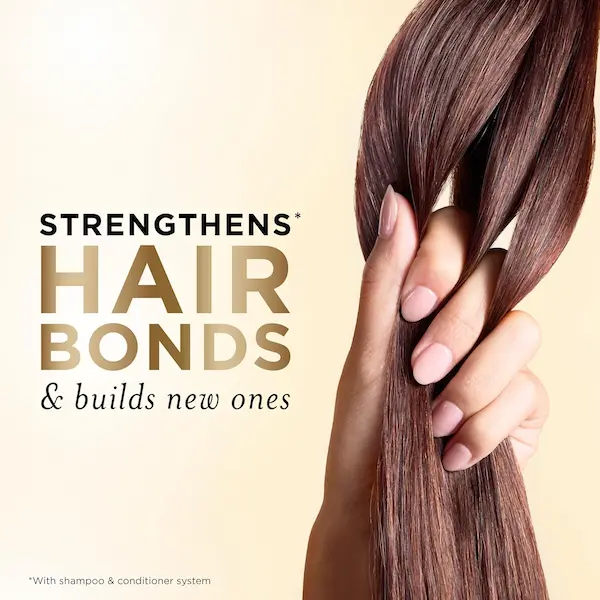 Pantene Pro-V strengthens hair bonds image showing smooth healthy hair, repair damage and build stronger hair for fine thin hair care